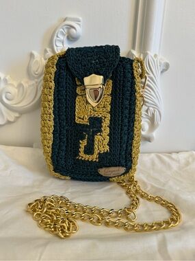 Handcrafted Dark Green and Gold Crochet Crossbody Bag